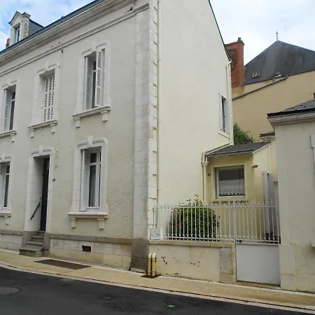 Maison De 3 Avec Jardin Clos Et Wifi A Airvault