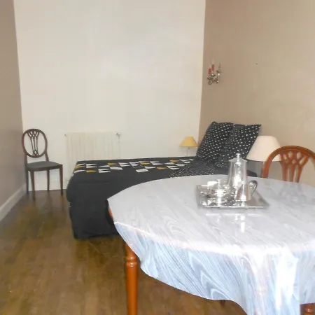Hotel Maison De 3 Avec Jardin Clos Et Wifi A 3*